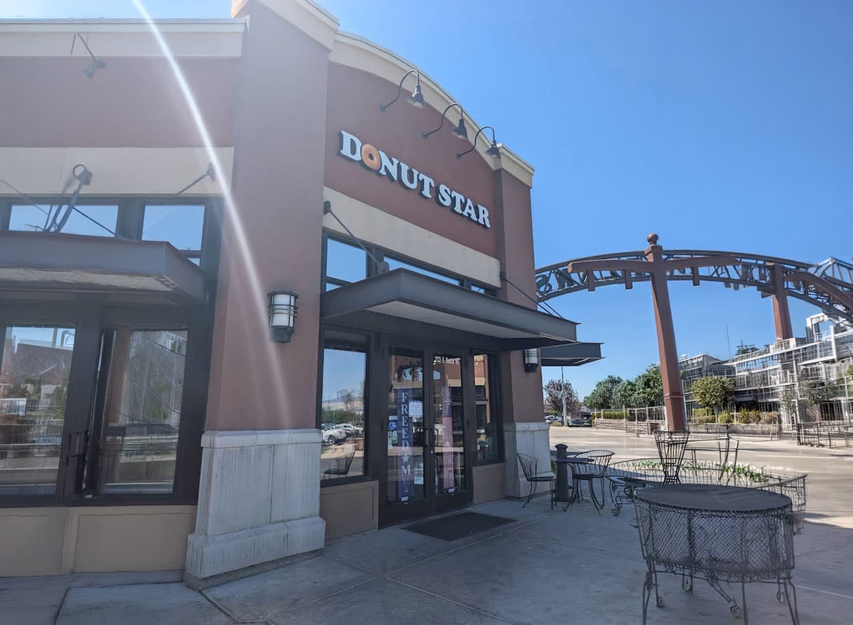 Donut Star Café